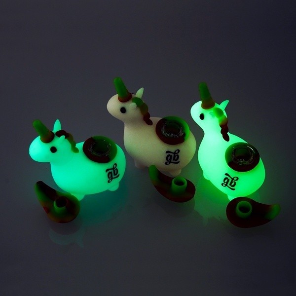 Pipa Unicornio Fluorescente GB brillo nocturno